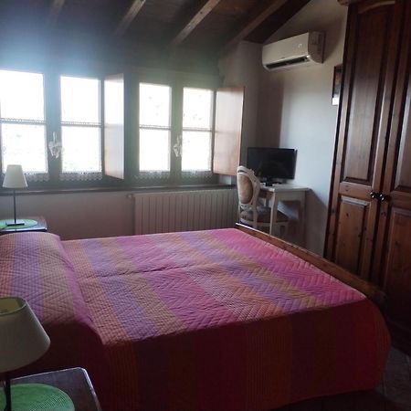 Bed & Breakfast Ca' Di Vissai Arnasco Szoba fotó